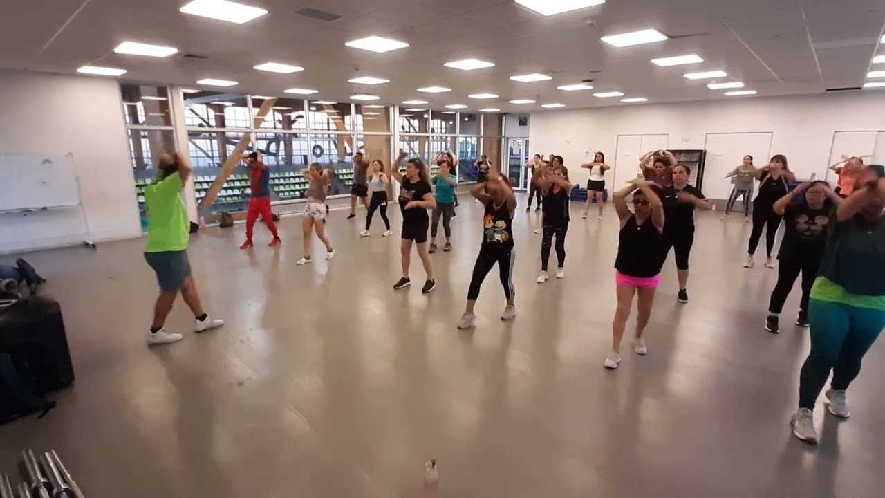 Baile entretenido 7 Martes  10 de febrero 2025 profesor Eduardo Ramírez CEVS lo Espejo