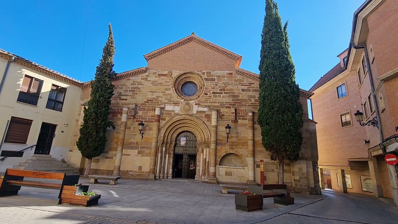 #Visiting&Walking around the city of Benavente spana (spain)