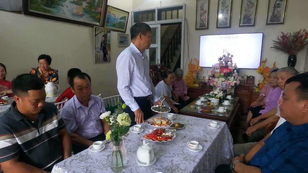 Dạm ngõ Huyền 8