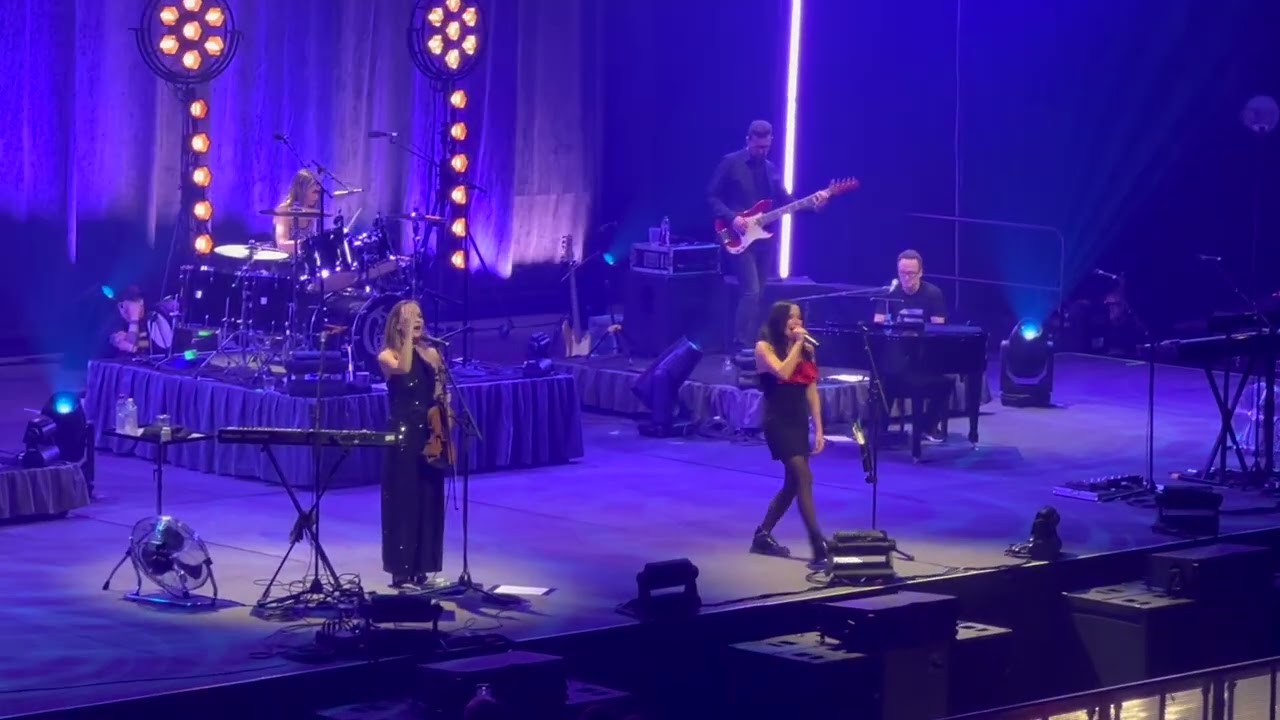 The Corrs - Runaway (Live in Sydney, February 2025)