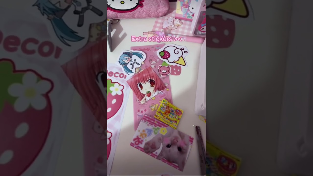 Kawaii/cutecore compilation-♡ making my room cutecore ☆🍮 ( tried to include all parts! ^_^)