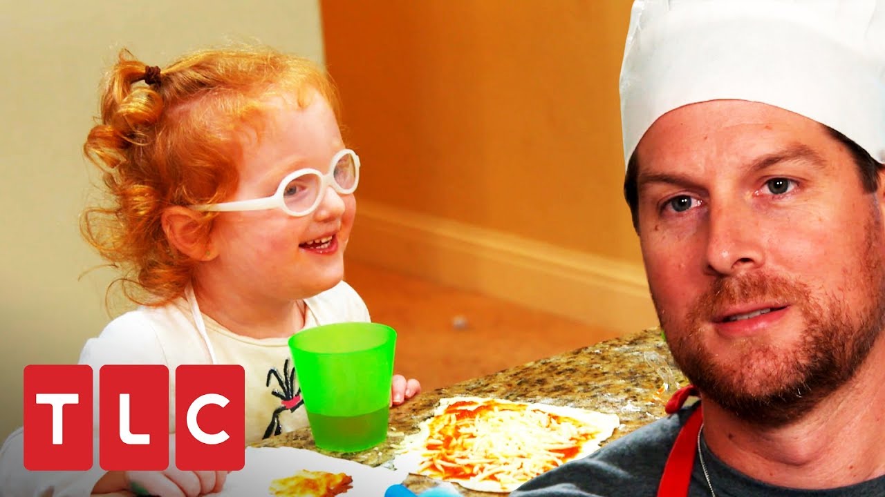 Fazendo pizzas: as meninas se divertem com o tio Dale | Os busbys +5 | TLC Brasil