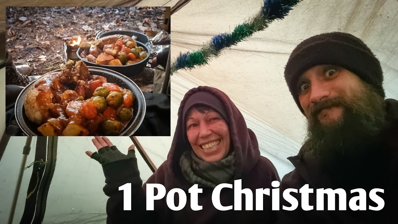 Living in a Tent UK: Christmas Dinner - UK 🇬🇧 Nomads