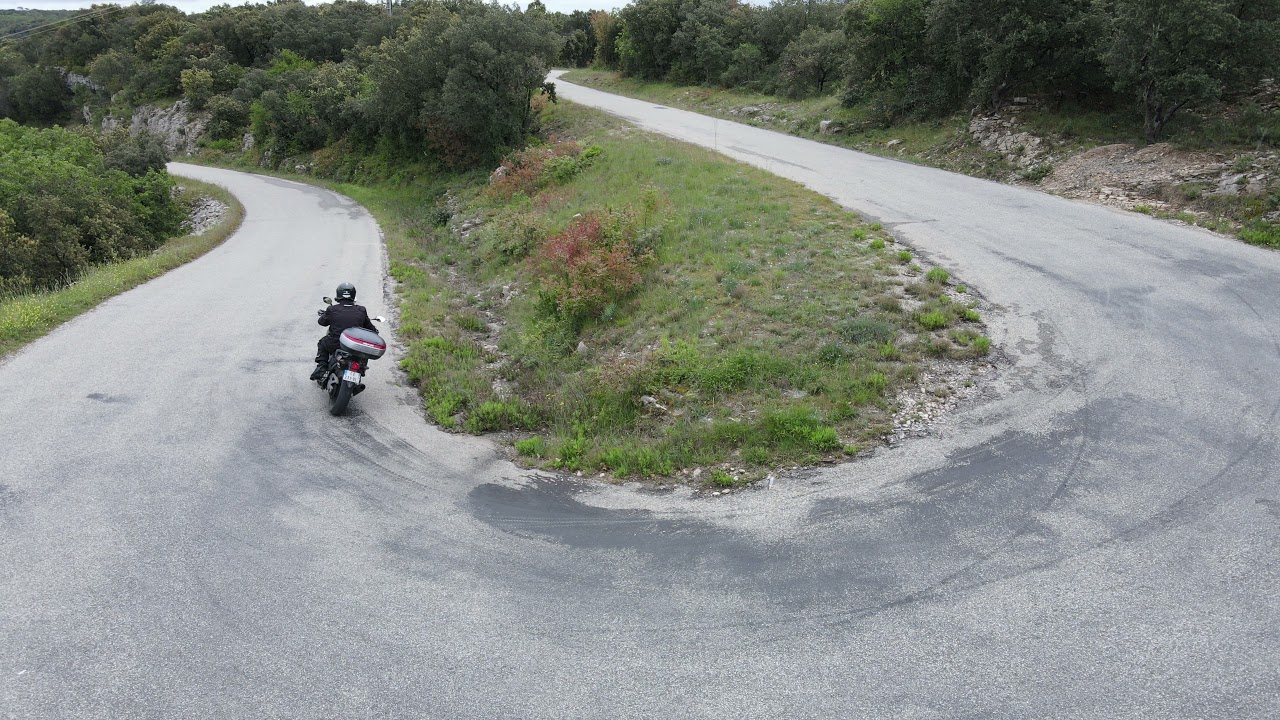 EVASION MOTO   Blade Apprentissage Mai 21   Drone Epingle   Démo Jérôme 1