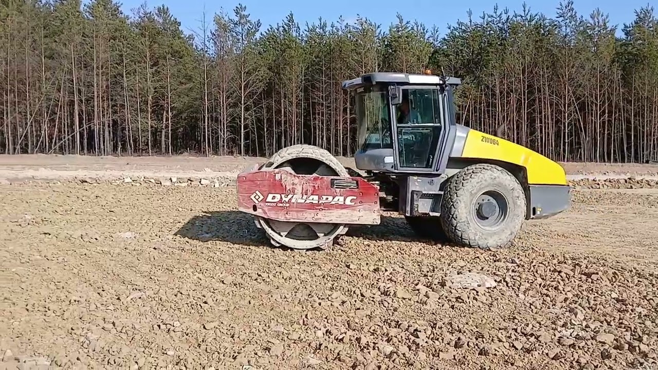 Budowa nasypu w km 2+450
