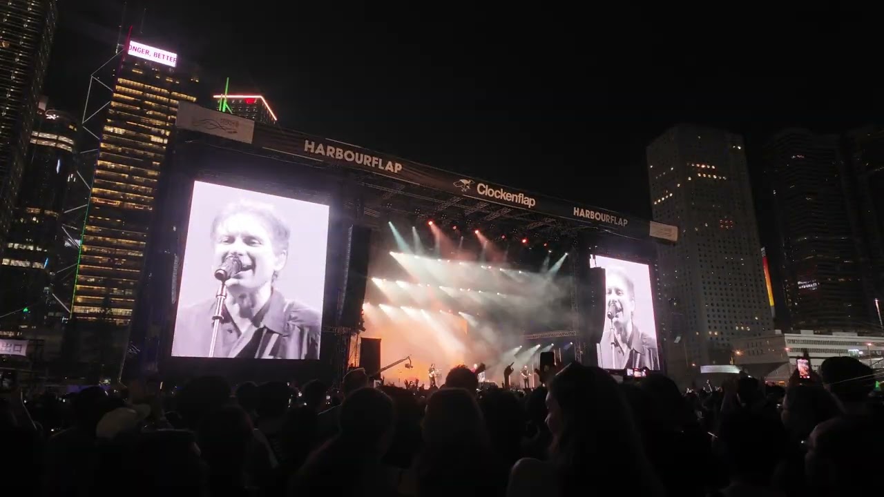 Clockenflap 2025 - Franz Ferdinand - Take Me Out (Fan Cam)