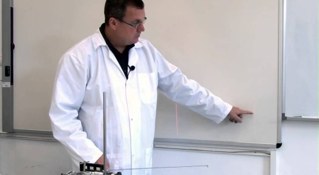 Fényelhajlás az optikai rácson