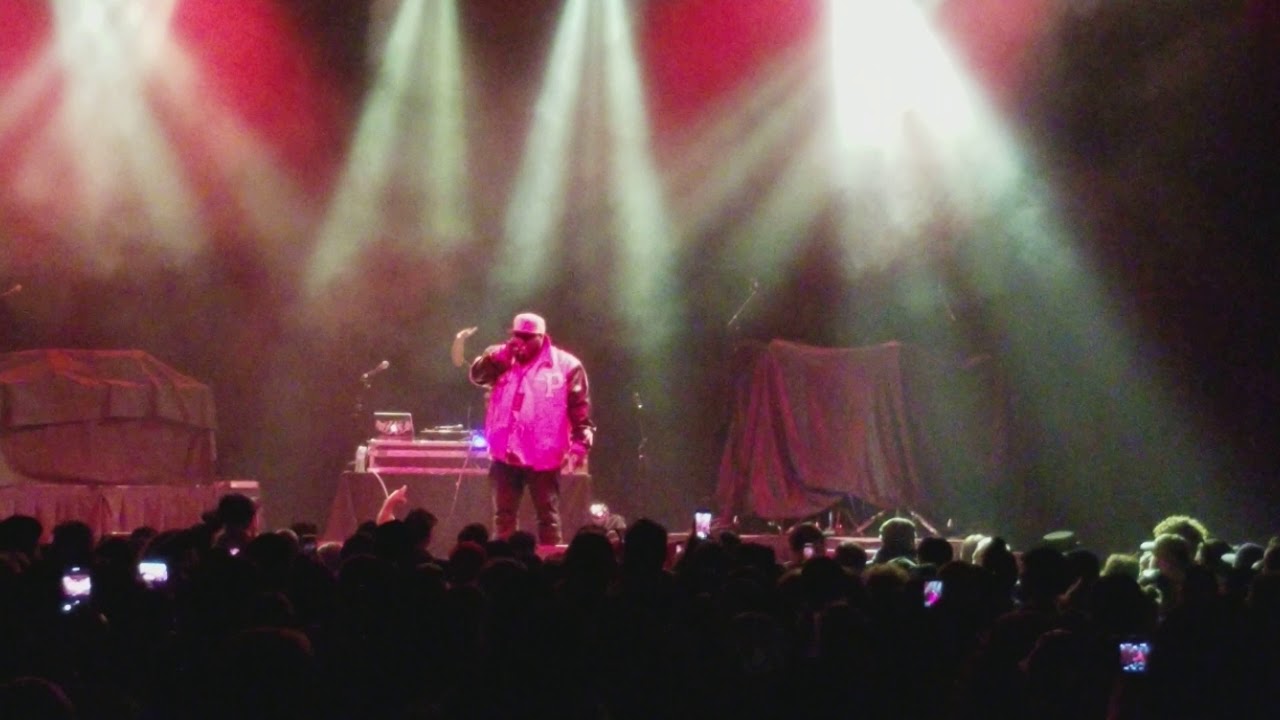 Rahzel beatboxes Iron Man by Black Sabbath