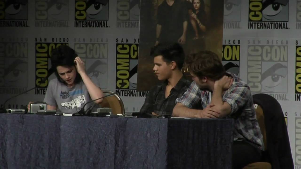 New Moon Comic Con Press Conference Part one in HD