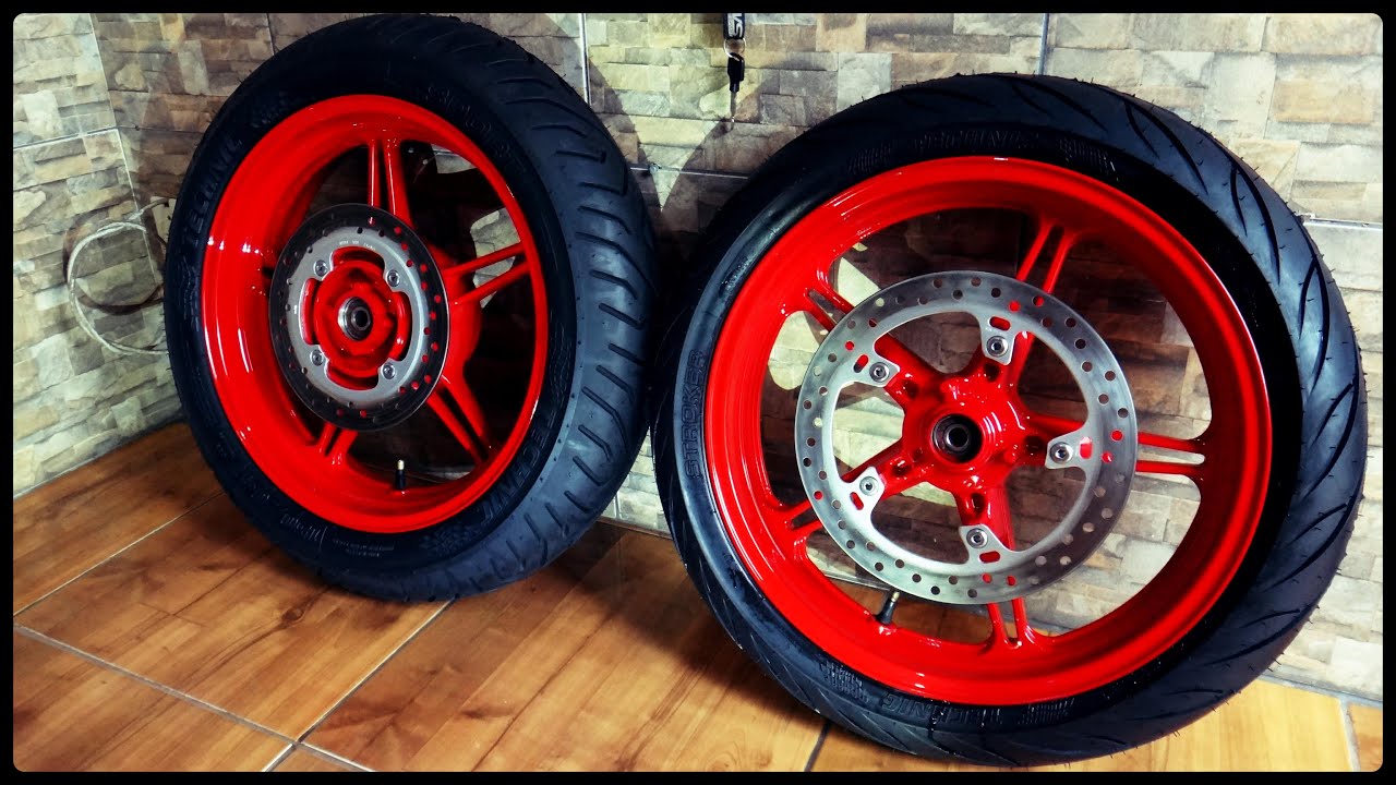 colocando pneu 120/70/17 na dianteira  150/70/17 na traseira da  cb 300 ou cb twister