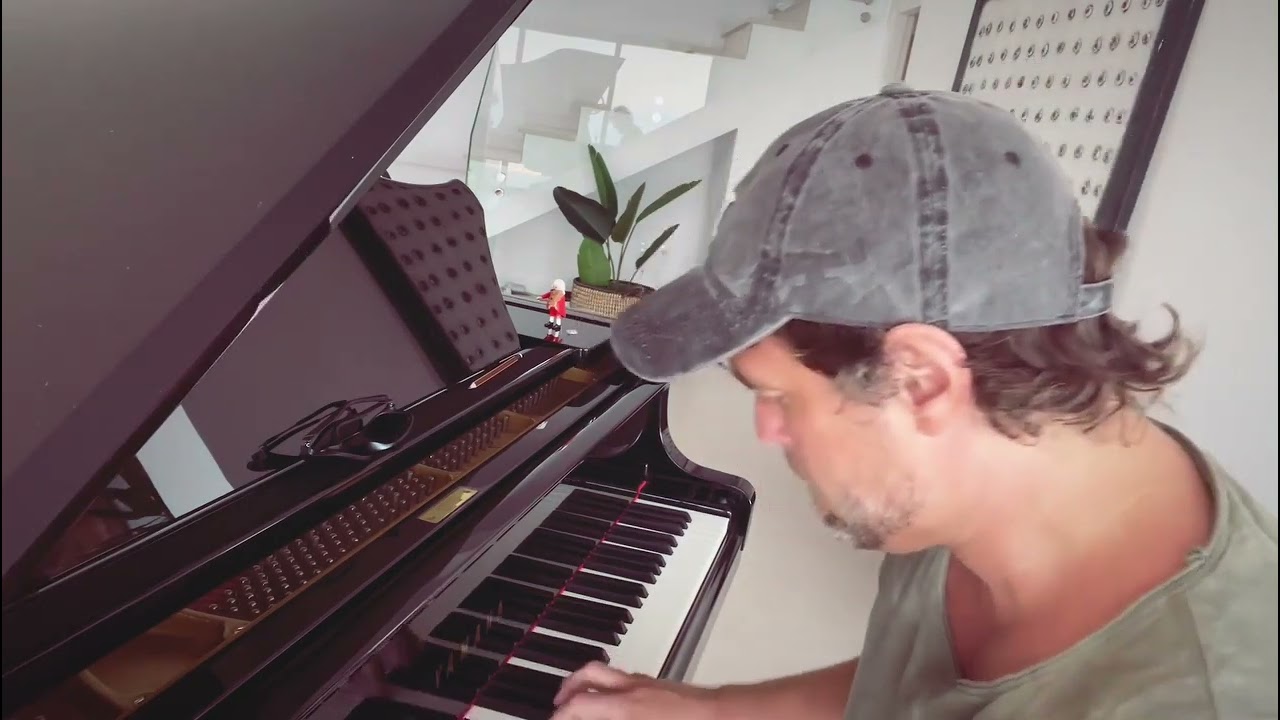 Thomas Bergersen - Piano Improvisation day 6