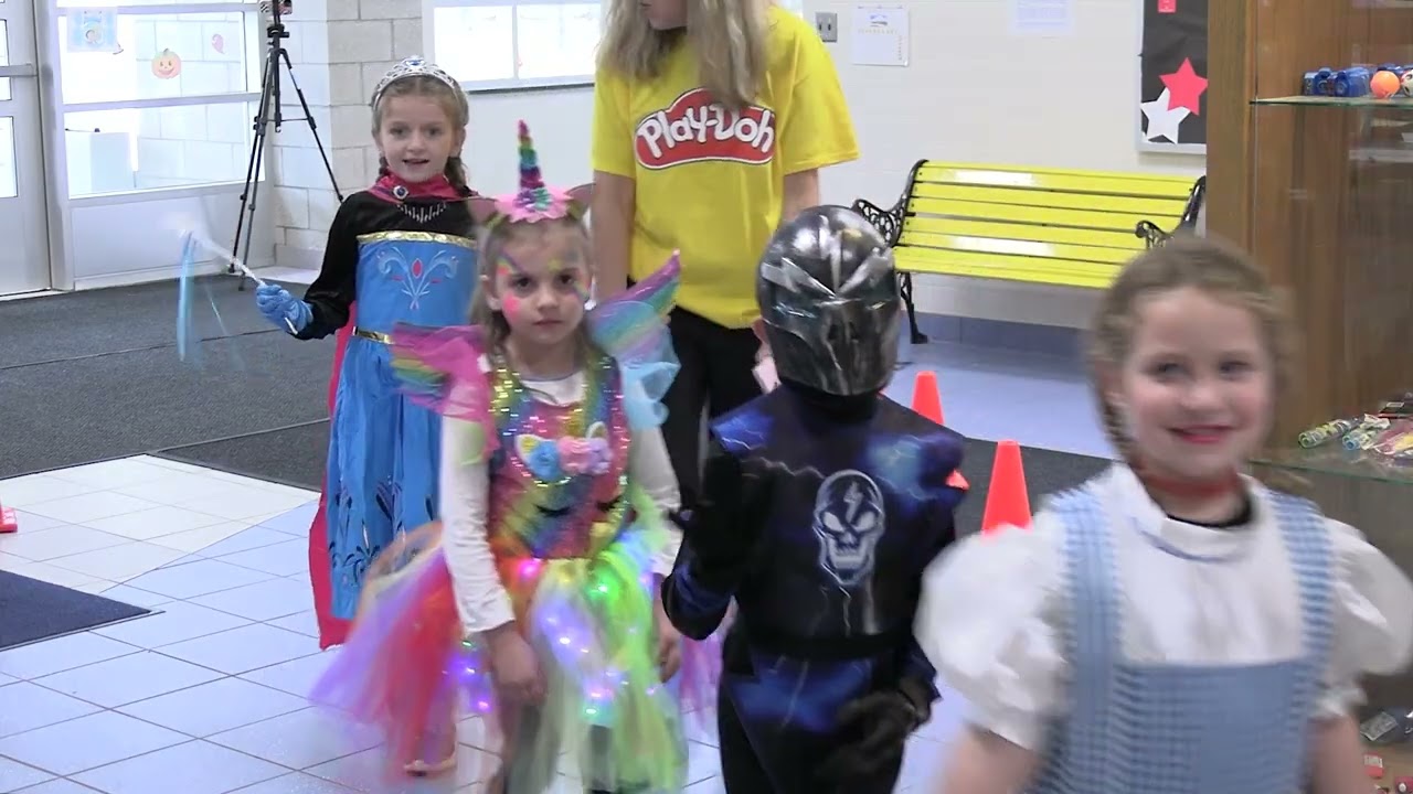 2023 Alden Primary School Halloween Parade