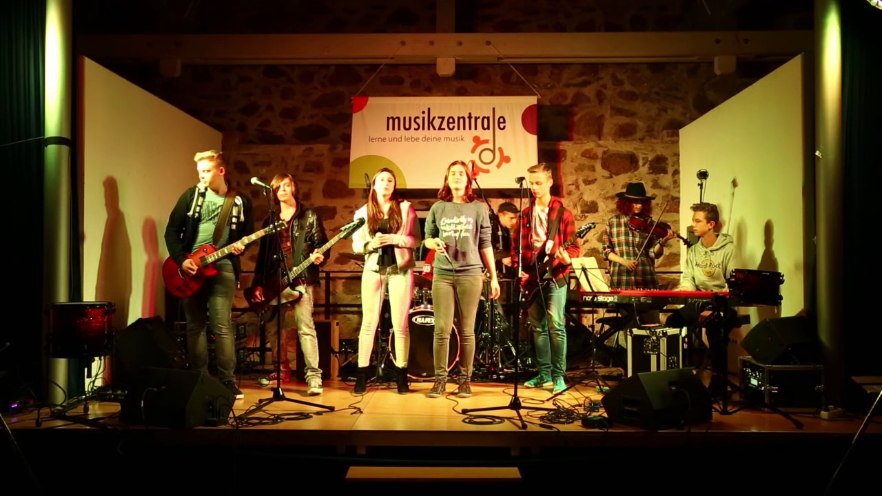 According To Us - Finally me live auf dem Bandcamp Mittelhessen 2016