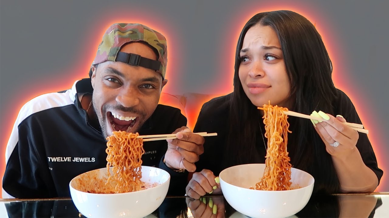 EXTREME SPICY RAMEN CHALLENGE!!! | HEATHER AND TARELL