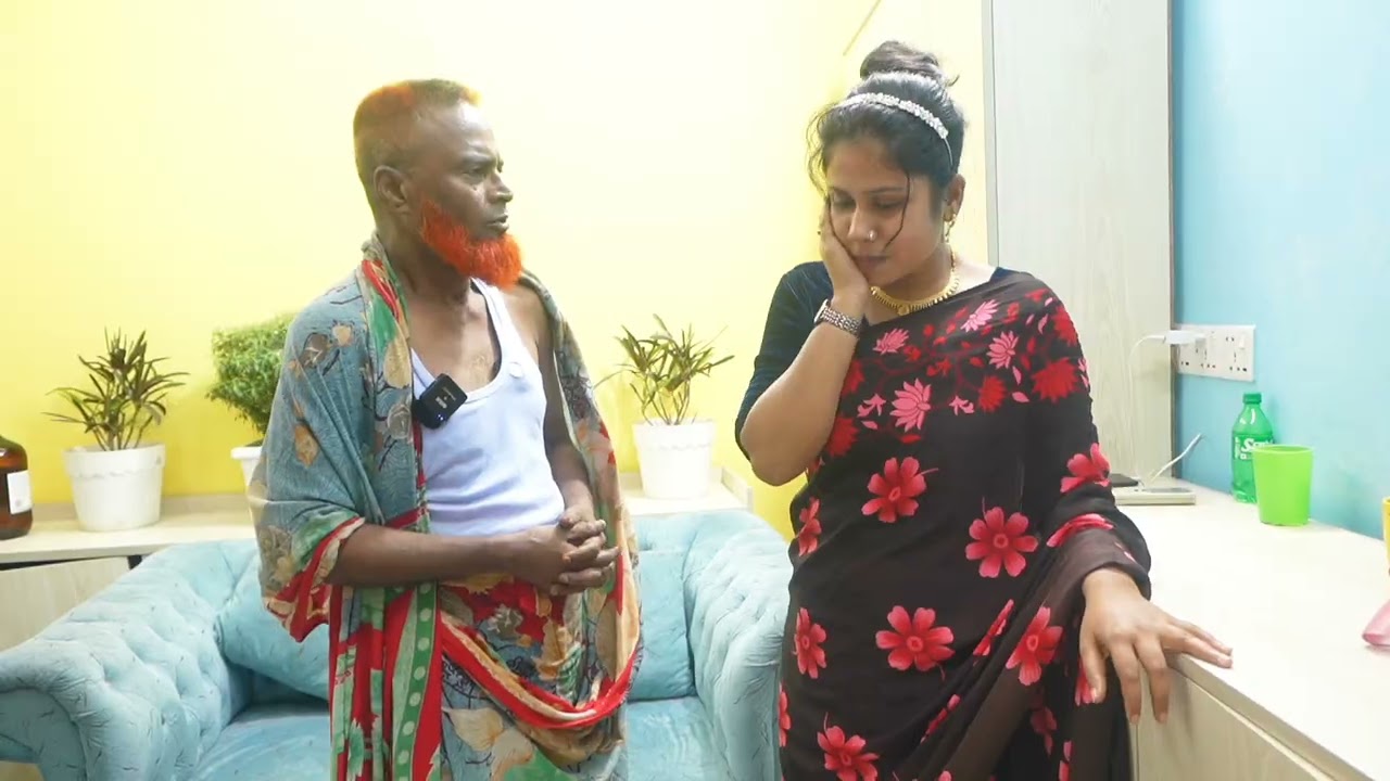 প্রবাসীর মা বোনকে বাড়ির চাকর বানিয়ে রাখল প্রবাসীর স্ত্রী,  বেয়াদব ছেলের বউ যেন বাংলার কোন ঘরে নাহ