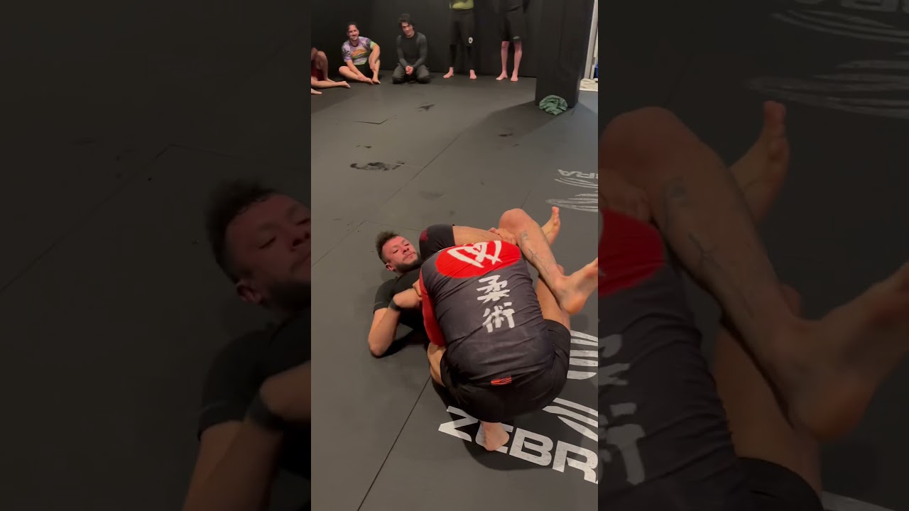 Flying Triangle #10thplanet #downtownlasvegas #jiujitsu #martialarts #dtlv #wrestling #lasvegas #bjj