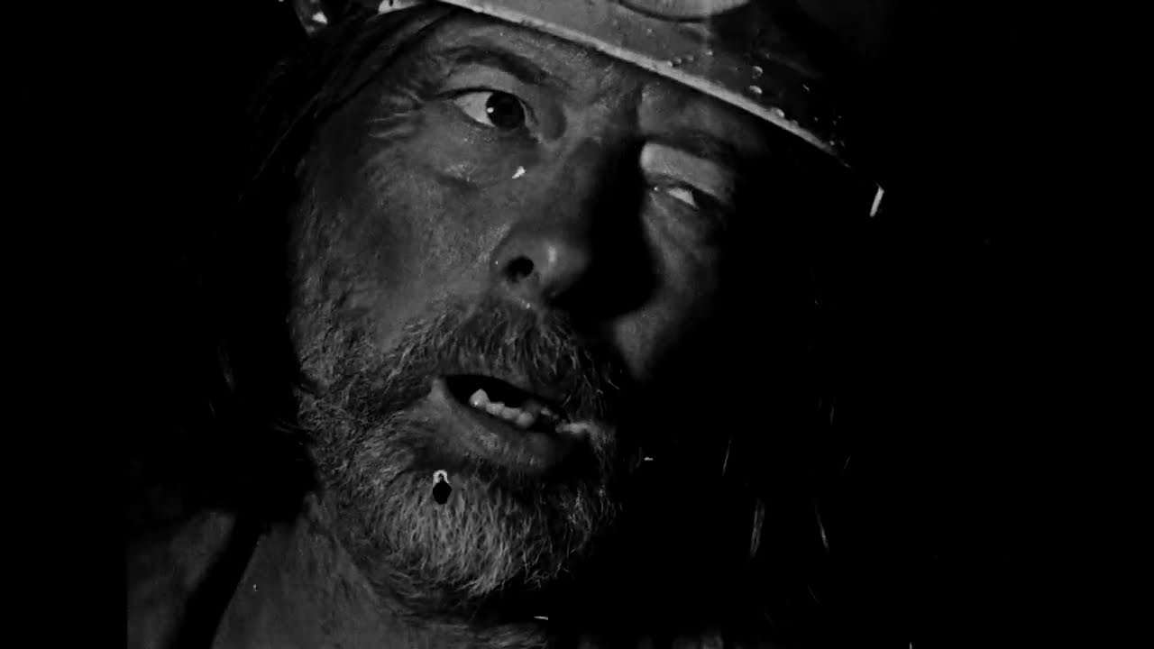 Making of The Smile's 'Skrting On The Surface' music video with Director Mark Jenkin and Thom Yorke