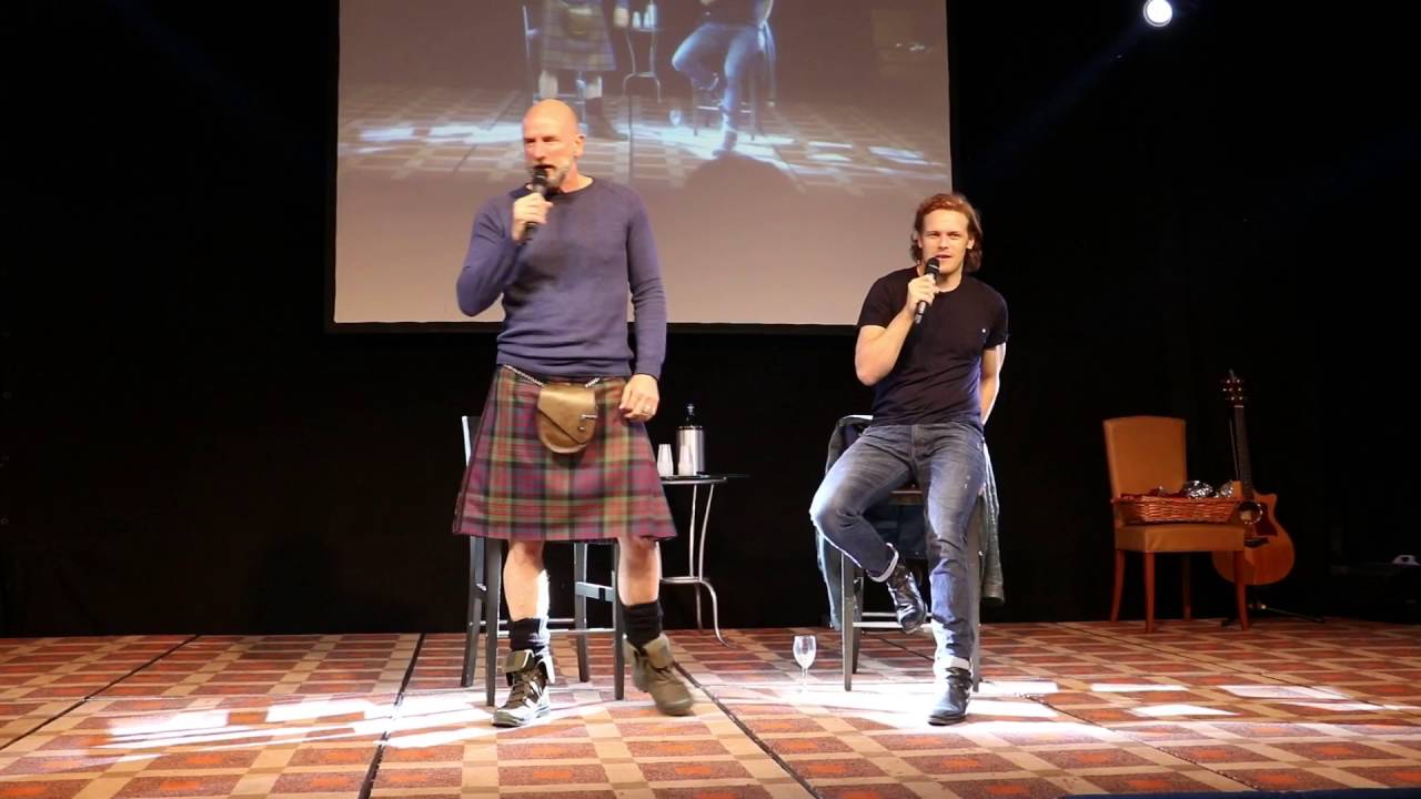 @GrahamMcTavish shows @SamHeughan and #Jibland2016 his dance moves