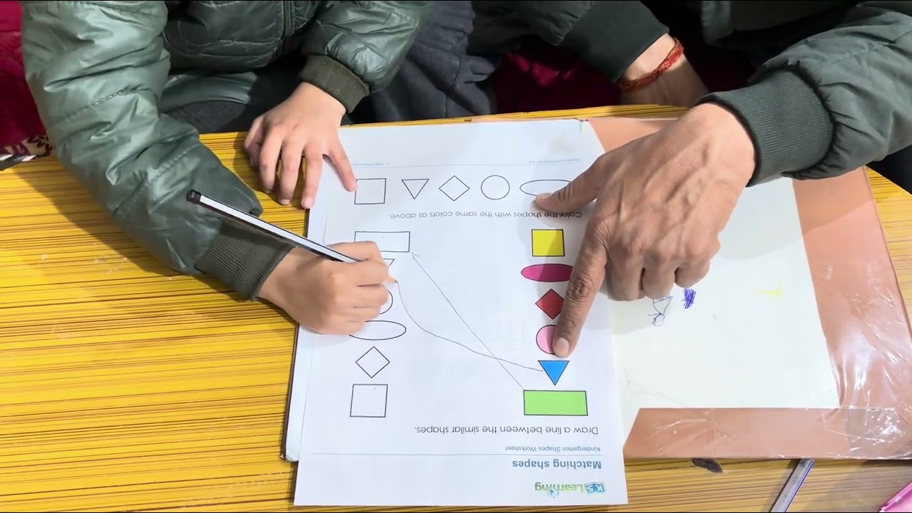 Shapes Ke Bare Me Aise Padhana Aasan Hoga | How to teach Shapes to Kids? 