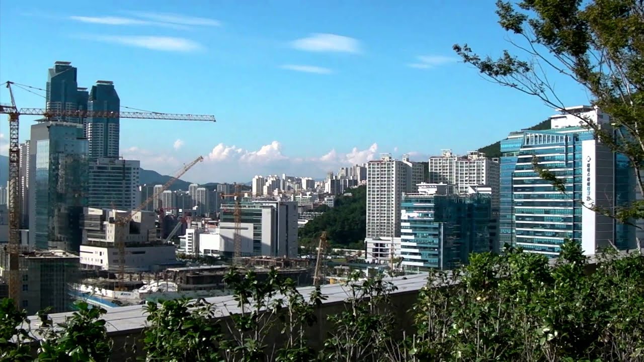 Busan South Korea Shinsengae Rooftop The World's Largest Departement Store
