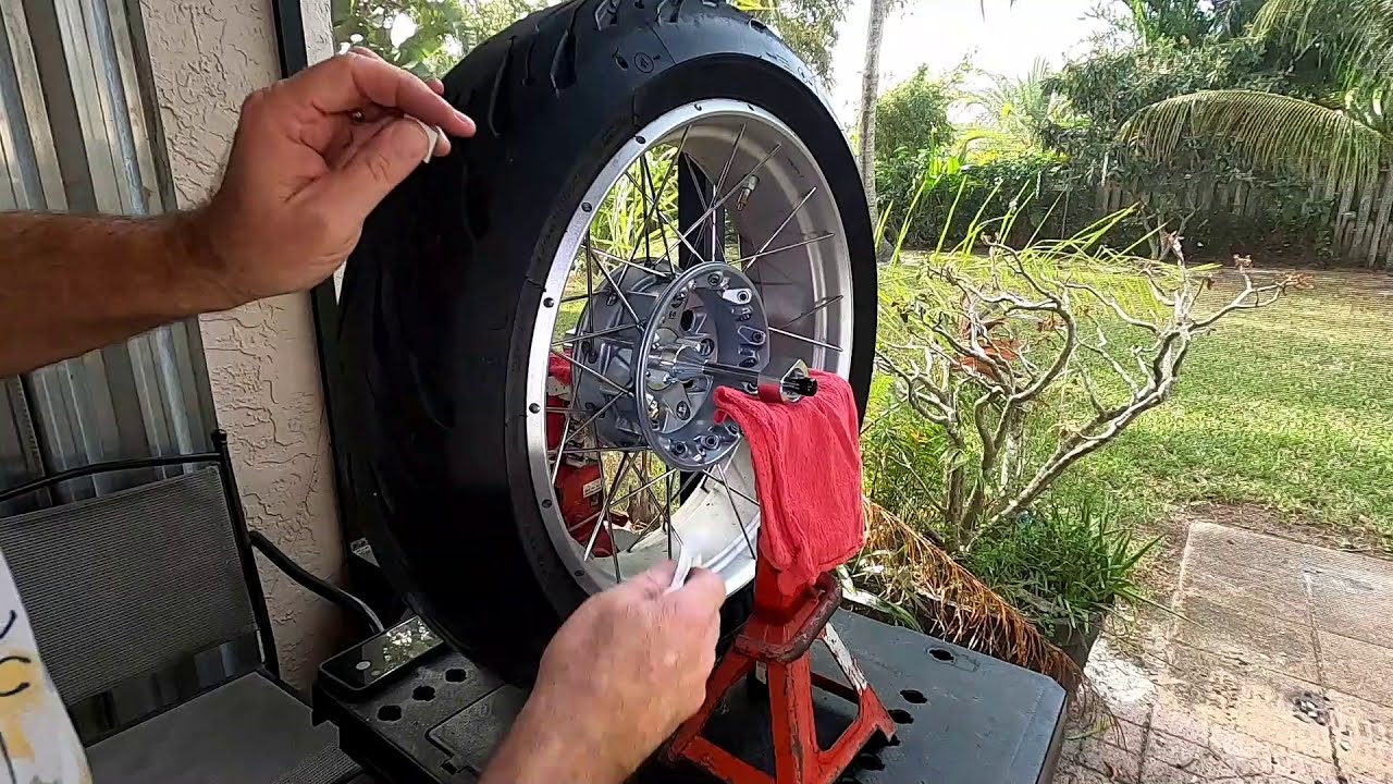 How to use the Marc Parnes Wheel Balancer with Doug Christensen