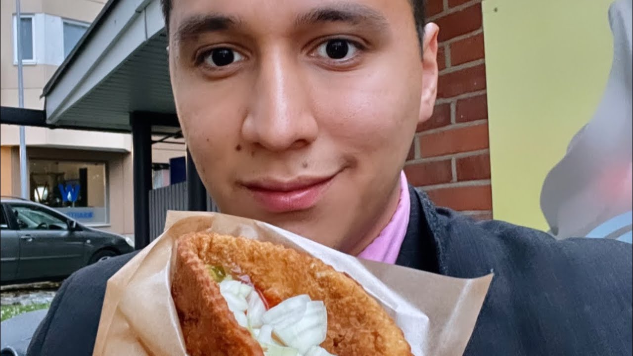 Trying traditional Finnish food in Savonlinna 🇫🇮 - mexinfin
