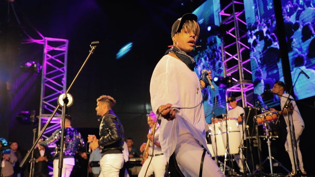 Papeles Son Papeles - La Charanga Habanera 4T° Aniversario de la Gran Orquesta - Lima Perú