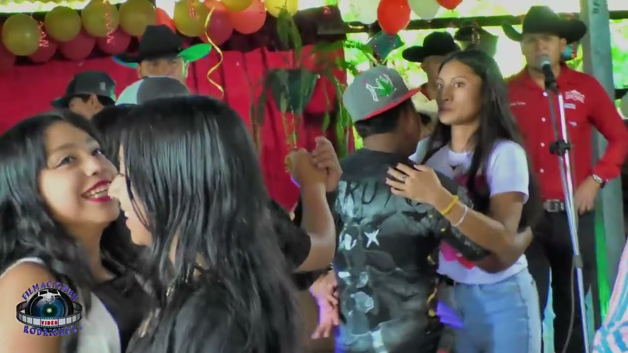 Un ángel NO deve de llorar Mix Duranguence bailable 