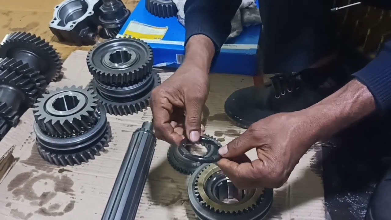1109,909,709,Cng and diesel vehicles gear box assembly ki full videos ,Tata@GB28 #tata