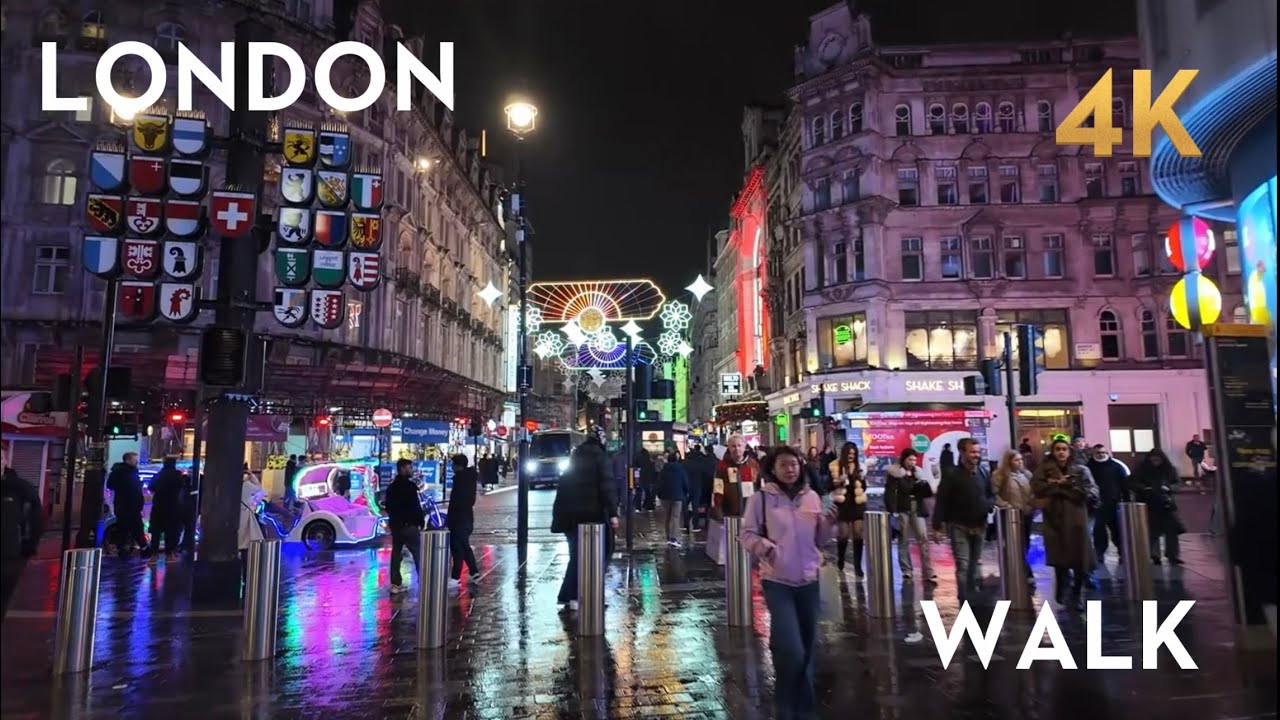 London Night Walk 🇬🇧 | Ramadan Lights at Piccadilly Circus & Regent Street (4K)