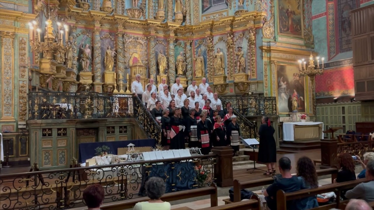 Chants basques dans l'église de Saint-Jean de Luz