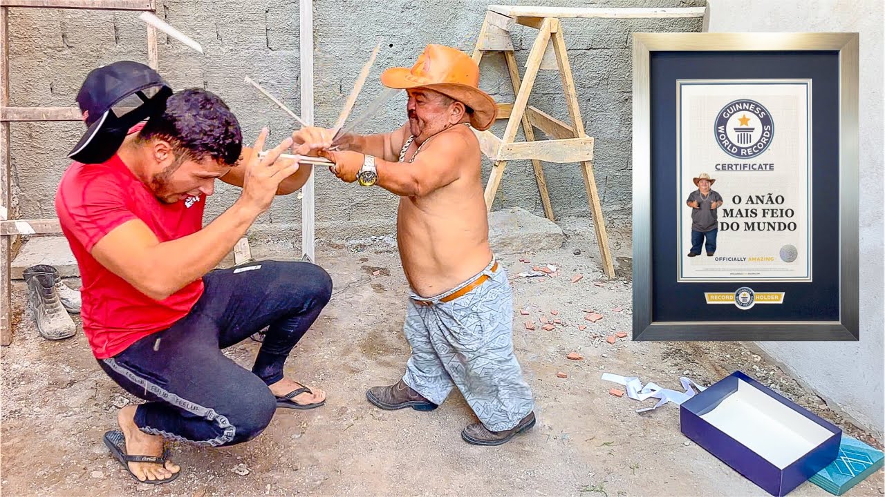 PILILIU FICA FURIOSO E QUEBRA PRÊMIO NA CABEÇA DE LEÔNCIO | PILILIU DA RESENHA