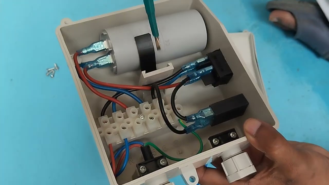 GAZI Submercible pump motor connection. 1.5 HP/ 220 volt