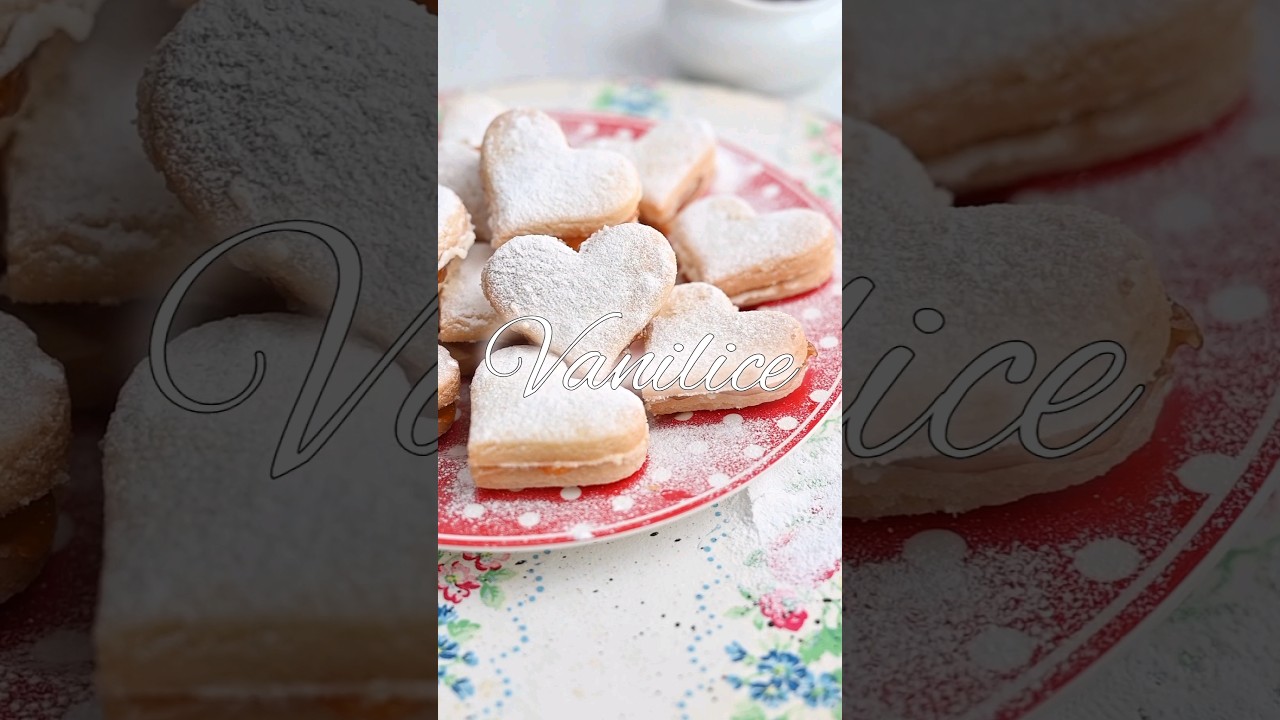 Starinske vanilice!⁣⁣  Divan starinski recept koji vraća u detinjstvo. #vanilice #kolači