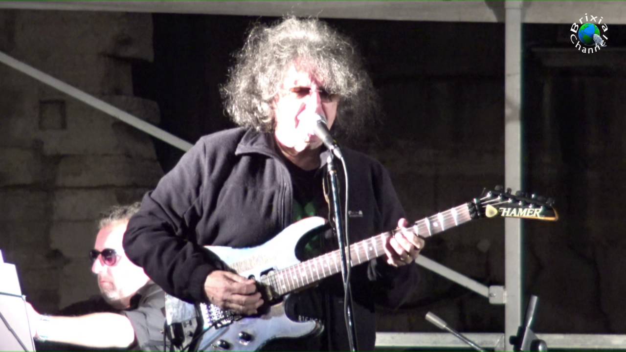 Brixia Channel presenta: Alberto Radius in concerto Brescia 2016 p.zza Rovetta
