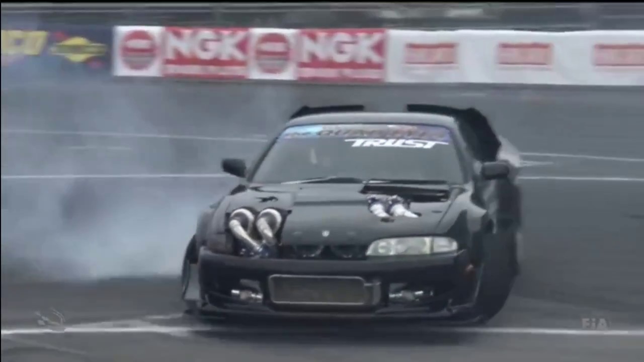 Amazing Quad-Turbo S14 2JZ DriftPorn in Action
