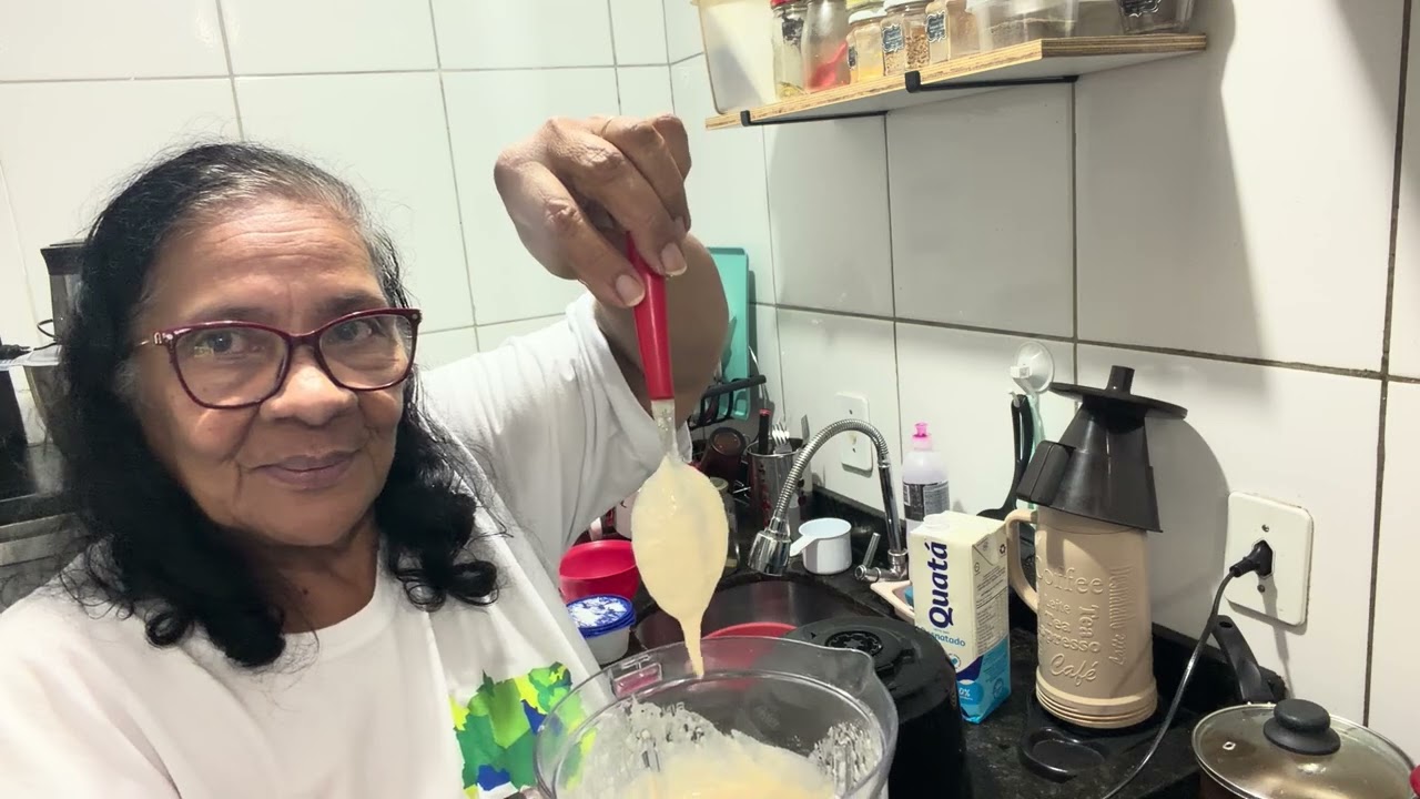 Torta de cebola com cobertura de presunto, meus corações 🥰 