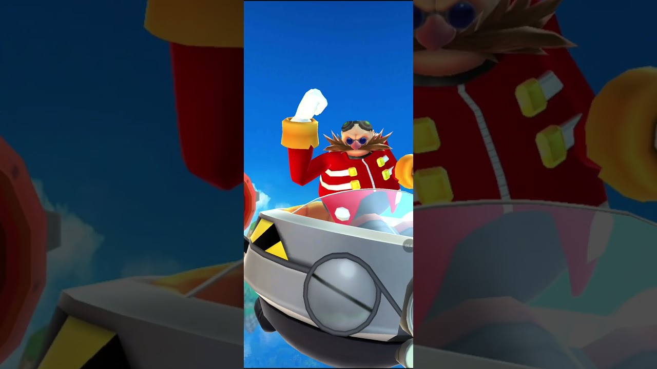 Sonic plays Sonic Dash