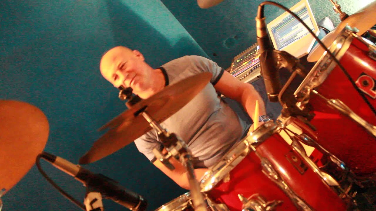 just for a joke ;) with my Friend Ahmed Rabie a jazz drummer