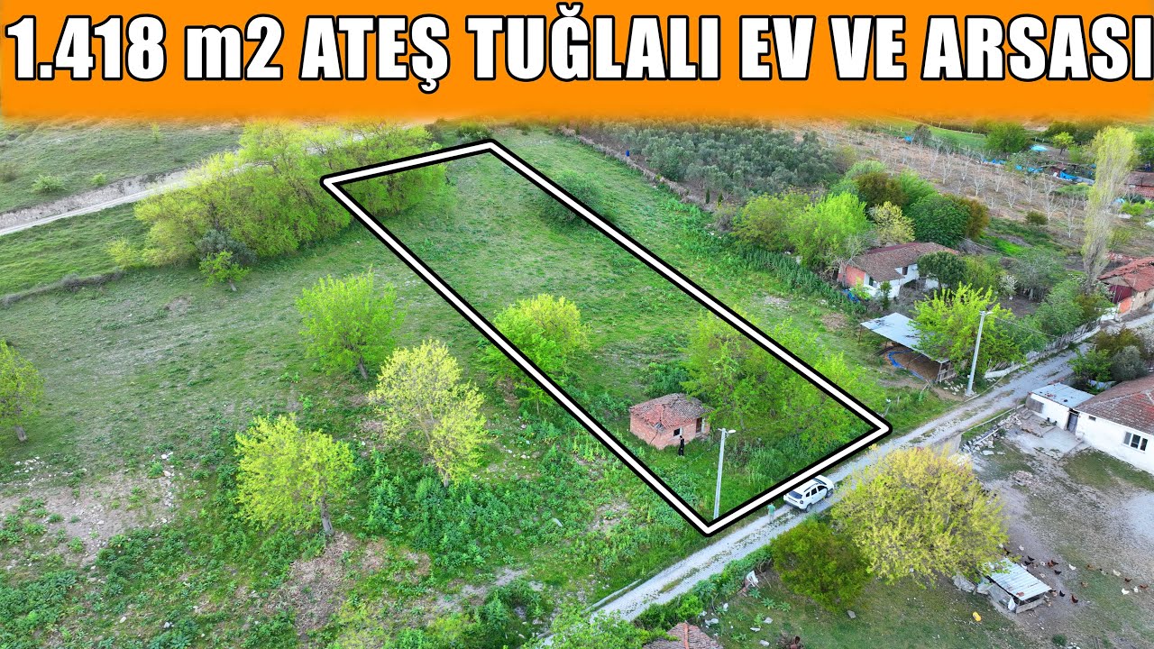 1496- Manyas Dereköy'de 1.418 m2 Ateş Tuğlalı Ev ve Arsası
