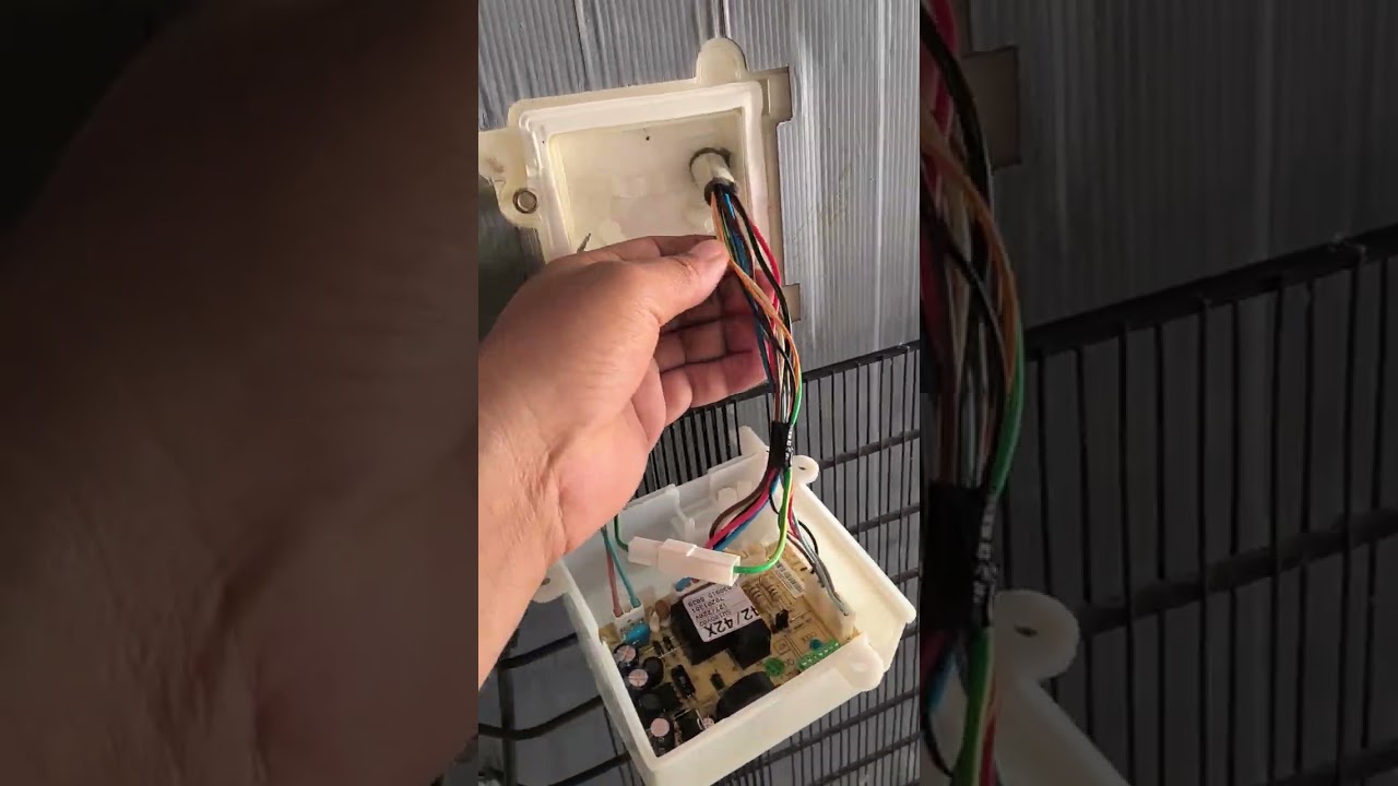 geladeira Eletrolux não desliga a resistência de degelo.