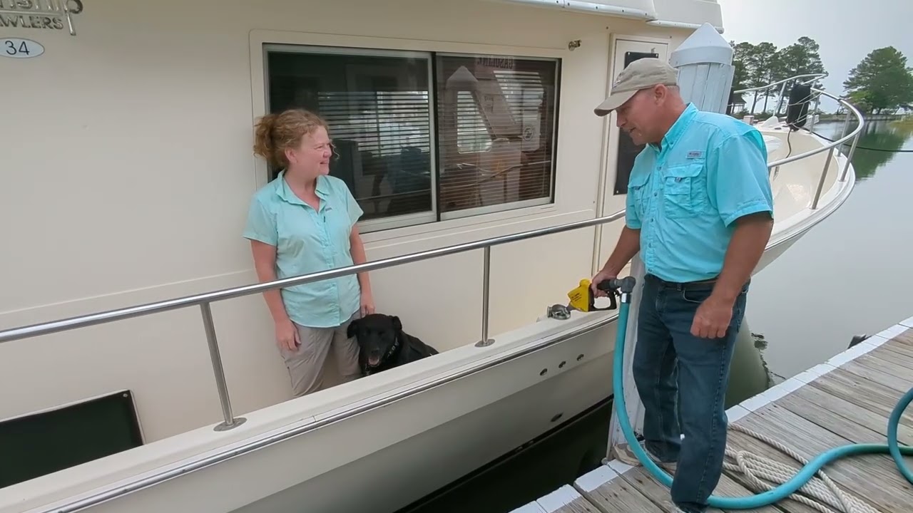 Why Boaters Choose Ingram Bay Marina for Fuel, Docking & Service