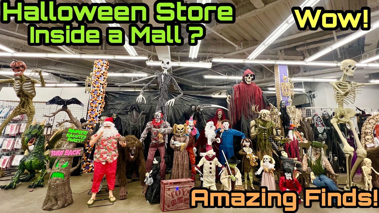 Halloween Animatronics at the Mall‼️ Costumes, masks, props and more‼️