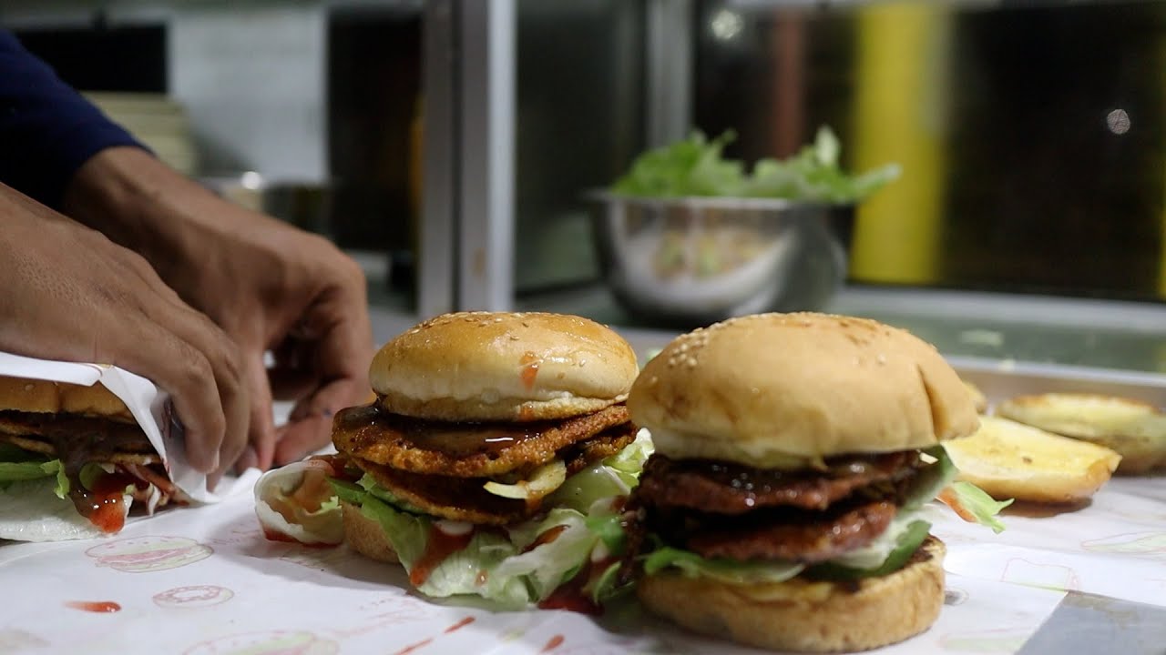 Burger Ramly di Rubat Burger | Malaysian Street Burger