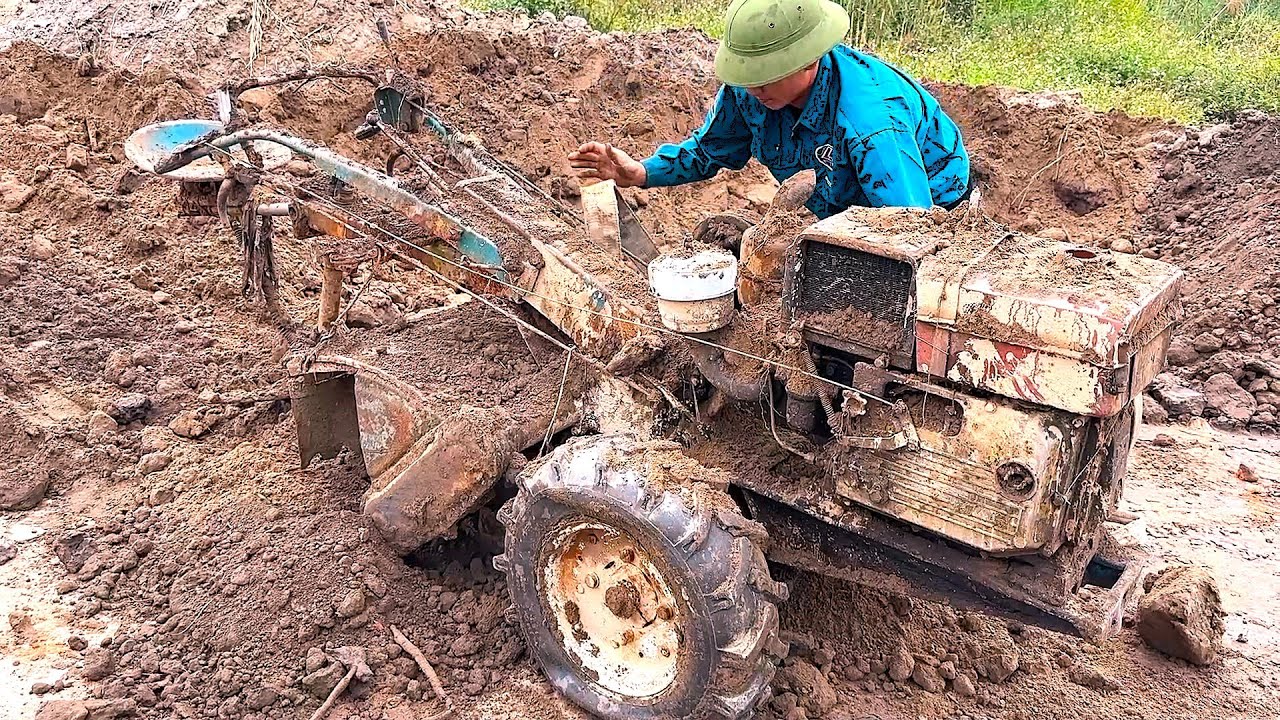 Restoration This Old, Rusty Tractor, Buried In Mud, Has Been Completely Restored By A Skilled Farmer