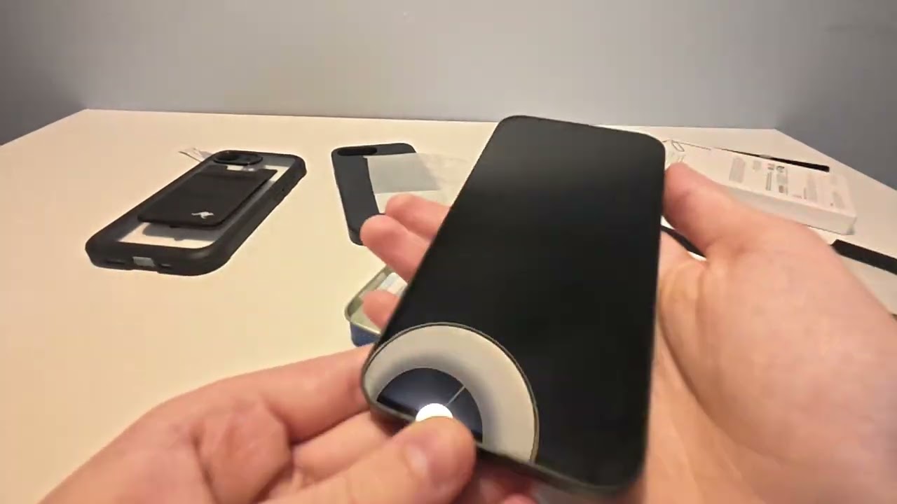 Relaxing cleaning apple products 