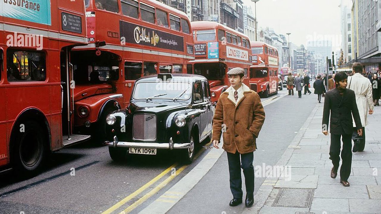 Vintage London, Taxis and  Bus 1970's in colors | FM Documentary