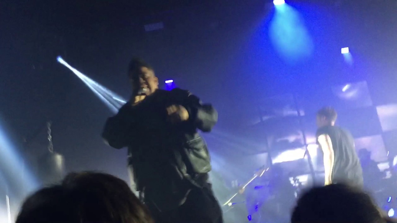 Gorillaz - Feel Good Inc. - (Live at Printworks, London)