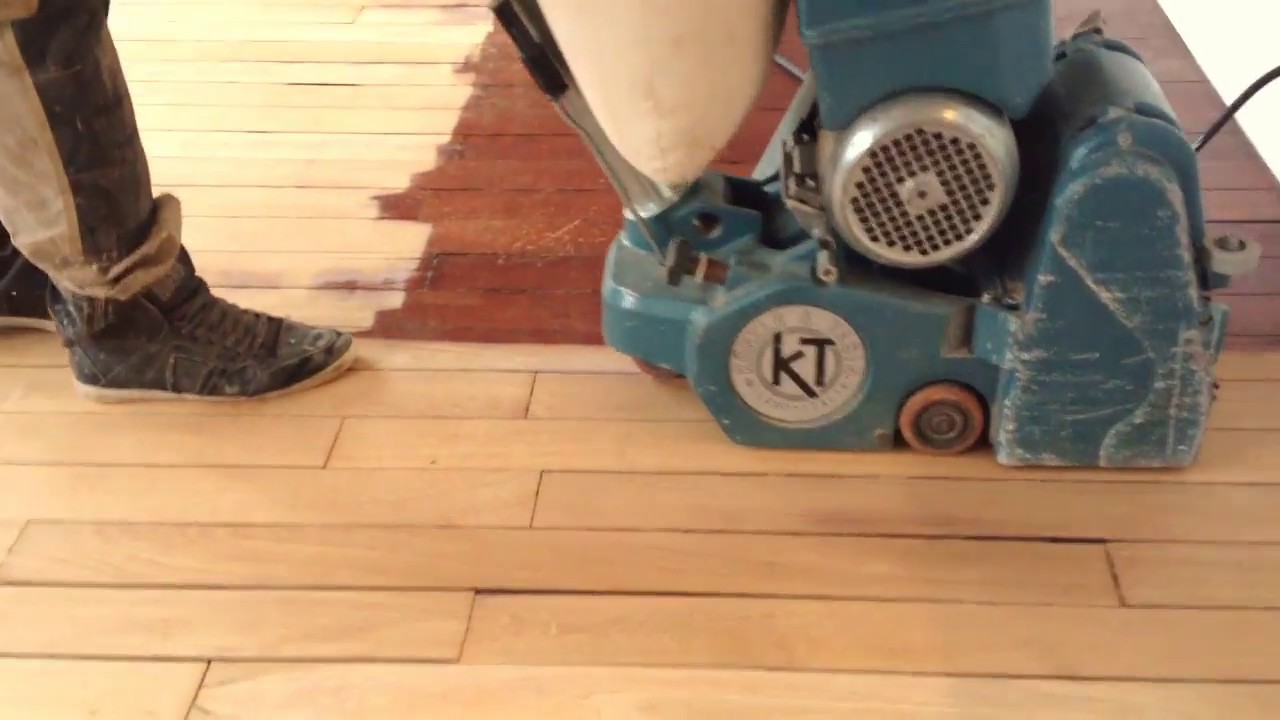 Ponçage et Vitrification de parquet - TRADITIONNEL  teinté