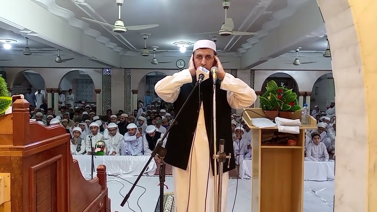 اذان بصوت الجمیل الشیخ عبد القہار بمسجد  غفوریہ مؤمن آباد کراتشی باکستان ۔